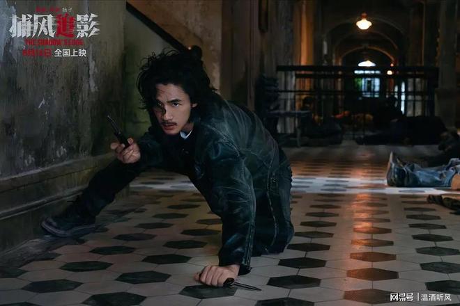 好评可敬英雄暮年老带新大惊喜成龙最新作品《捕风捉影》大受(图2)