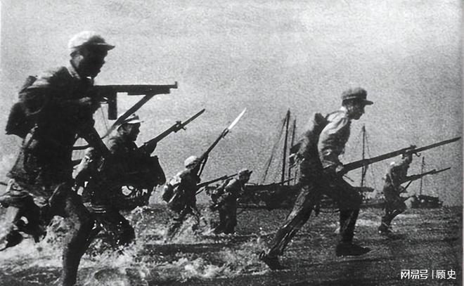 不知是暗号两月后海南舟山解放萧明华被捕时说要取件衣服特务(图1) 不知是暗号两月后海南舟山解放萧明华被捕时说要取件衣服特务(图1)